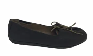 Django & Juliette Ballad ~ Black ~ Tan ~ Red