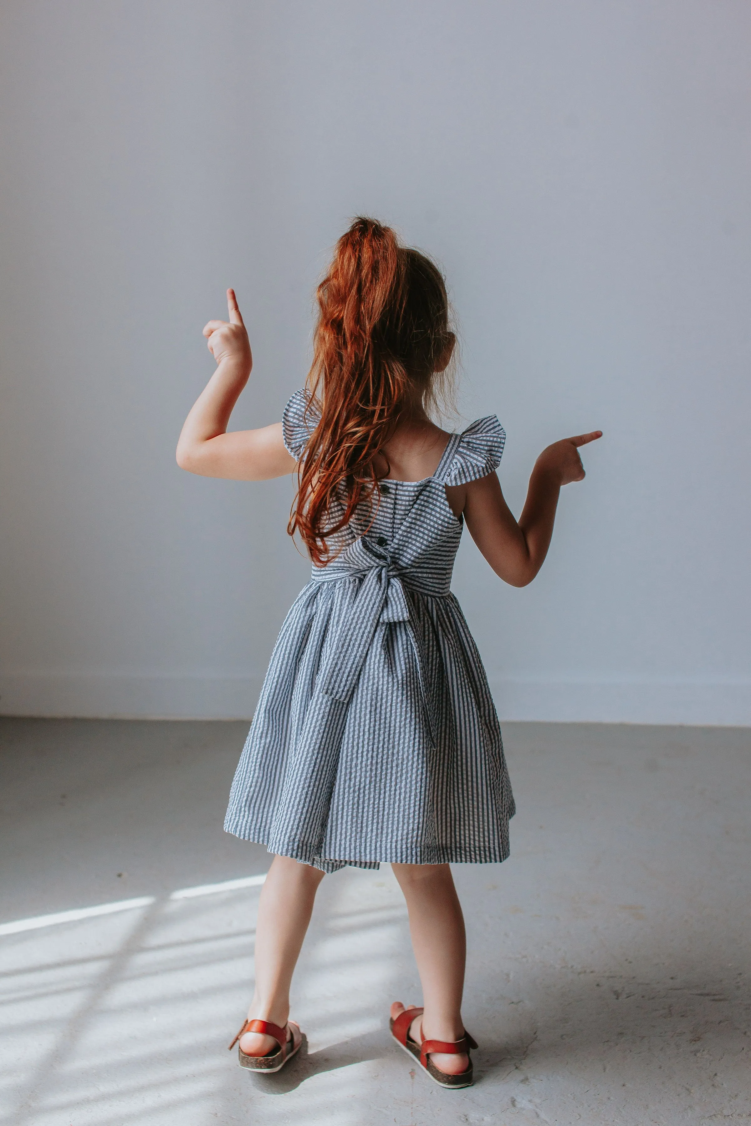 Girl’s Gray Flutter Sleeve Seersucker Dress