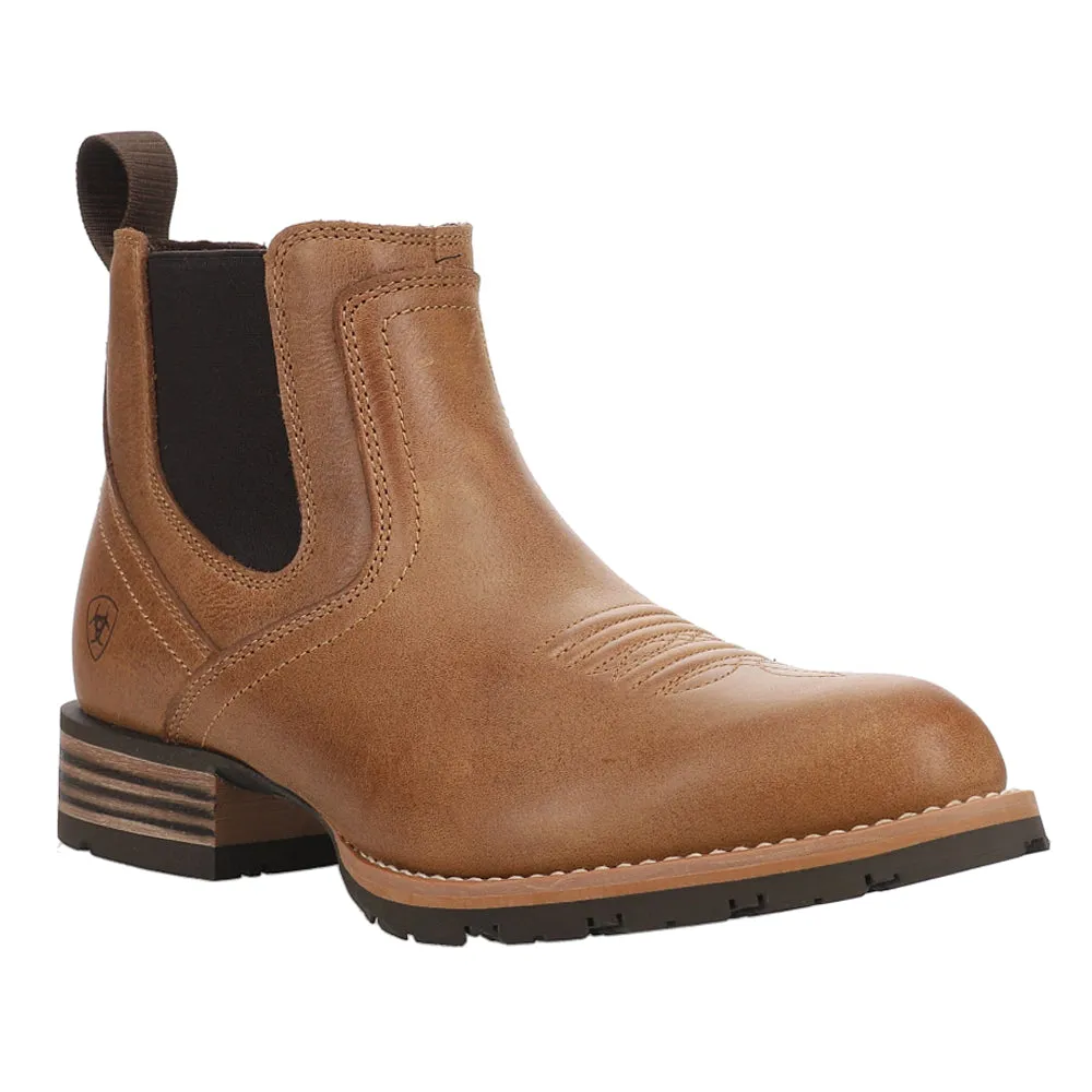Hybrid Low Boy Round Toe Chelsea Boots